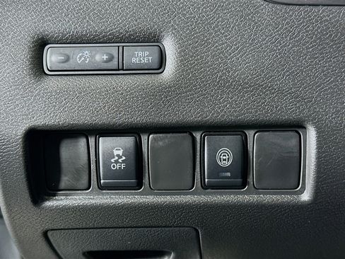 Used 2024 Nissan Murano SV w/ SV Midnight Edition Package image 15