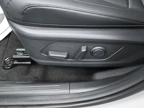 New 2026 Kia Sportage SX FWD image 13