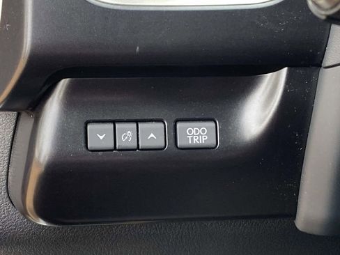 Used 2023 Lexus UX 250h AWD image 16