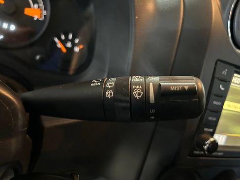 Used 2016 Jeep Patriot High Altitude AWD/4WD image 21