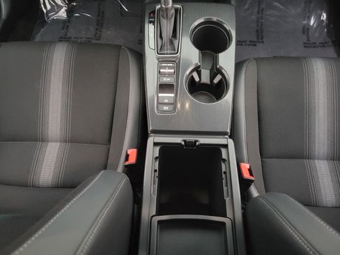 Used 2024 Honda Civic Sport image 28