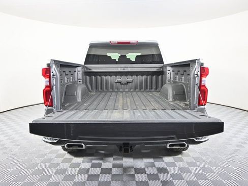 Used 2023 Chevrolet Silverado 1500 LT Trail Boss w/ Protection Package AWD/4WD image 6