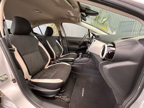 Used 2021 Nissan Versa SV image 26