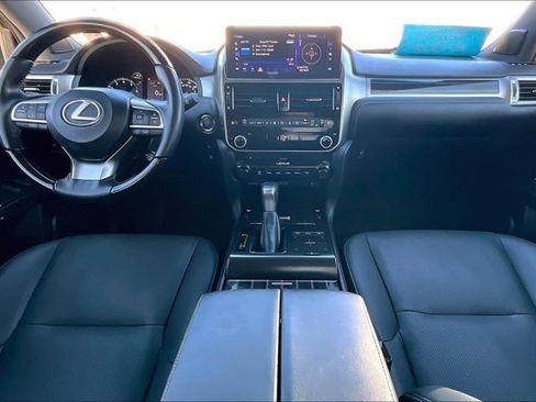 Used 2023 Lexus GX 460 Premium w/ Accessory Package image 7