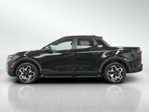 Used 2024 Hyundai Santa Cruz Limited AWD/4WD image 2