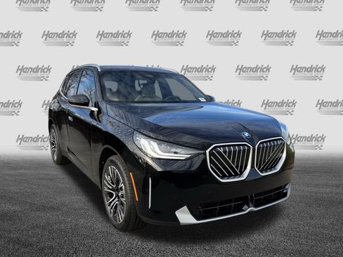 Used 2026 BMW X3 xDrive30i w/ Convenience Package AWD/4WD image 2