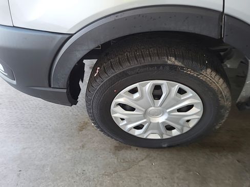 Used 2023 Ford E-Transit Low Roof RWD image 18