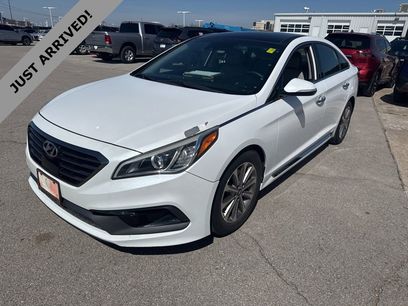 Used 2016 Hyundai Sonata Limited w/ Option Group 05