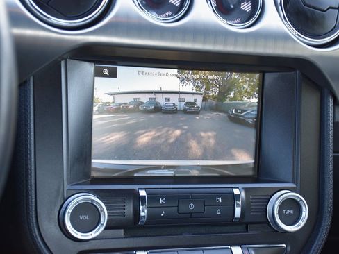 Used 2015 Ford Mustang 50 Years RWD image 22