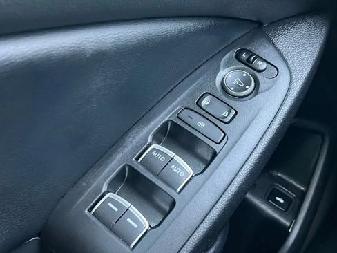 Used 2018 Honda Accord LX image 47