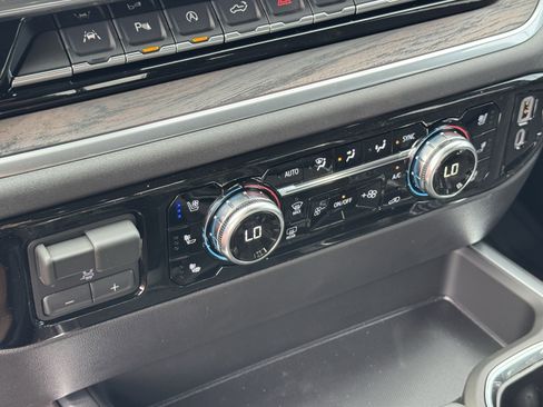 New 2026 GMC Sierra 1500 SLT RWD image 19