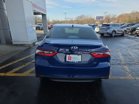 Used 2023 Toyota Camry LE image 4