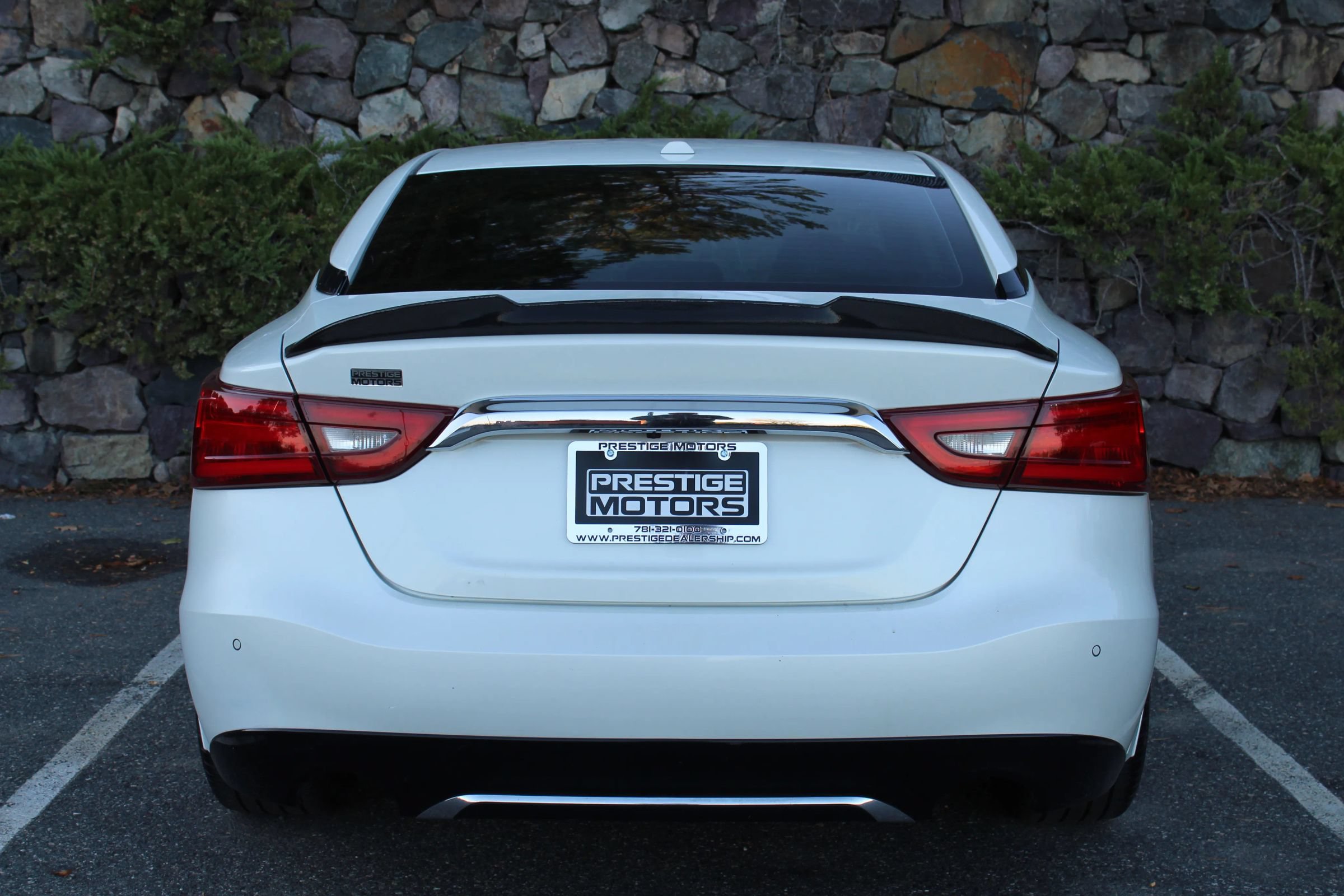 Used 2017 Nissan Maxima SR w/ Midnight Edition FWD image 7