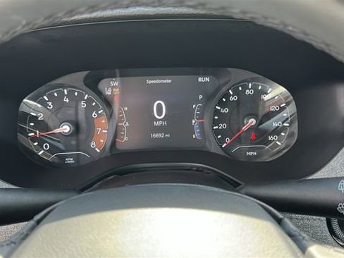 Used 2022 Jeep Compass Latitude w/ Sun and Sound Group AWD/4WD image 14