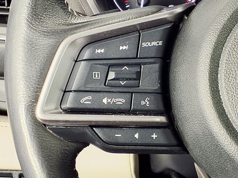 Certified 2023 Subaru Ascent Limited image 17