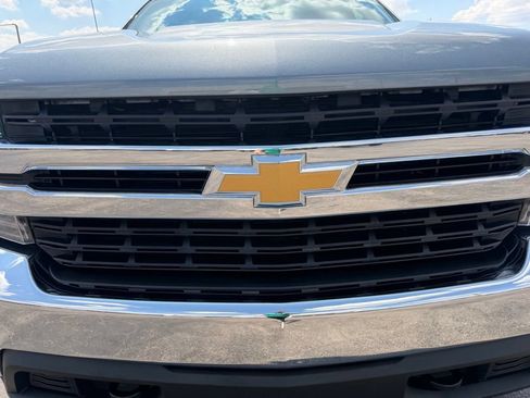 Used 2021 Chevrolet Silverado 1500 LT AWD/4WD image 7