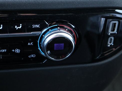 New 2026 GMC Sierra 2500 SLE image 30