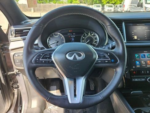 Used 2021 INFINITI QX50 Luxe w/ Appearance Package AWD/4WD image 29