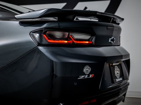 Used 2017 Chevrolet Camaro ZL1 image 12