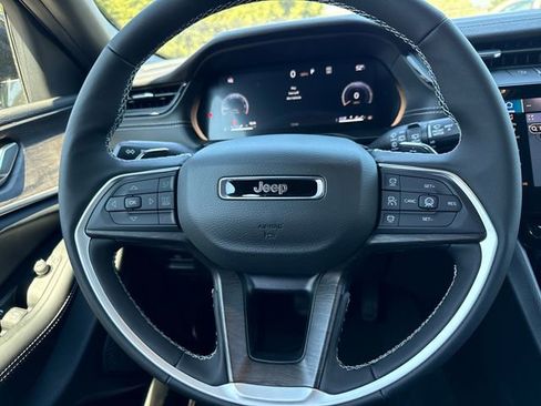 New 2026 Jeep Grand Cherokee L 4WD image 21
