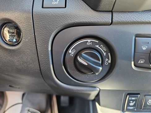 New 2026 Nissan Frontier SV w/ SV Convenience Package image 21