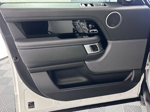 Used 2022 Land Rover Range Rover Westminster Edition image 10