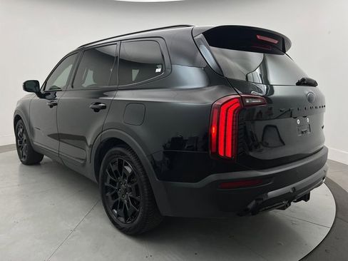 Used 2021 Kia Telluride SX w/ SX Prestige Package image 12