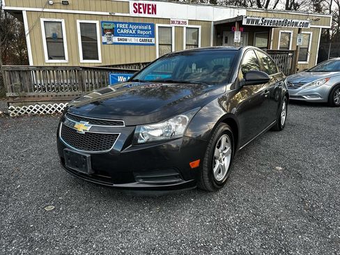 Used 2014 Chevrolet Cruze LT image 3