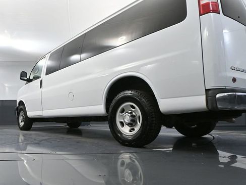 Used 2017 Chevrolet Express 3500 LT w/ LT Preferred Equipment Group image 46