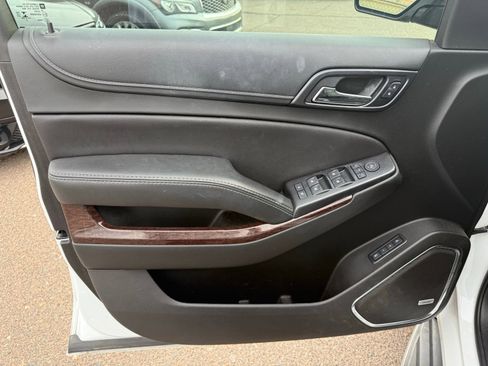 Used 2018 GMC Yukon SLT image 15