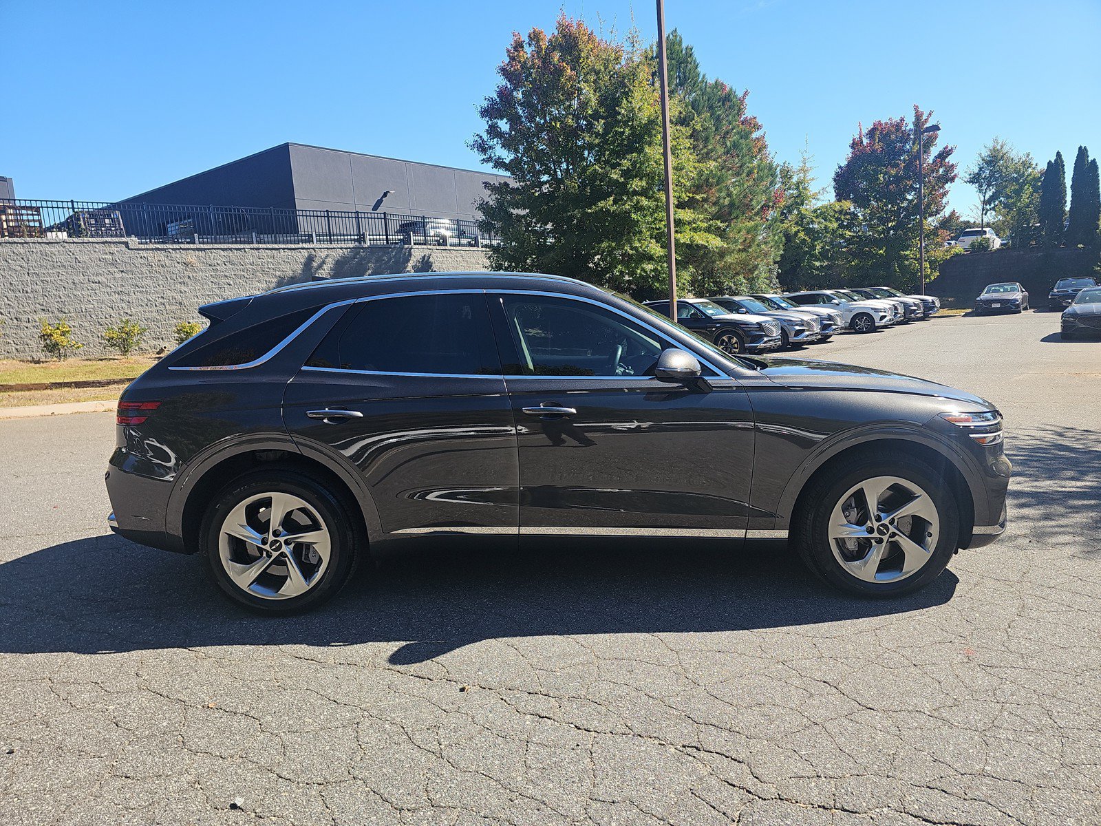 Used 2026 Genesis GV70 2.5T AWD/4WD image 4