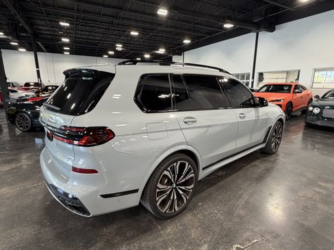 Used 2024 BMW X7 M60i w/ Executive Package AWD/4WD image 7