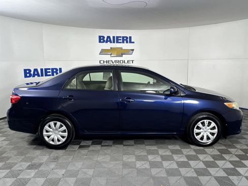 Used 2011 Toyota Corolla LE image 6