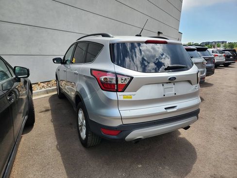 Used 2017 Ford Escape SE w/ Equipment Group 201A FWD image 8