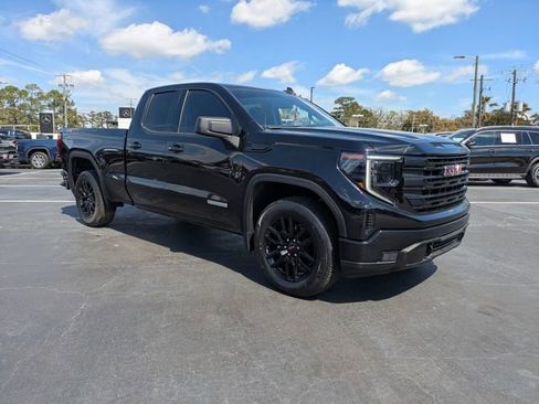 Used 2022 GMC Sierra 1500 Elevation image 2