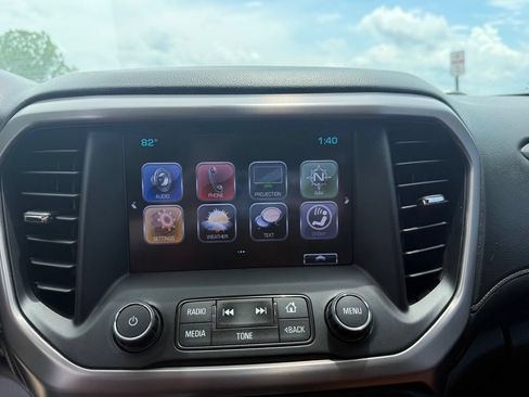 Used 2017 GMC Acadia SLT AWD/4WD image 39