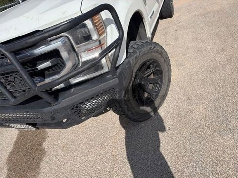 Used 2022 Ford F250 Platinum AWD/4WD image 22