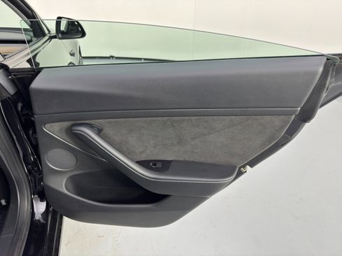Used 2022 Tesla Model 3 Performance image 45