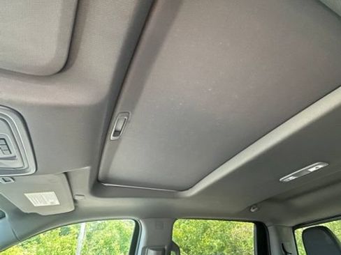 Used 2025 GMC Sierra 1500 Denali AWD/4WD image 11