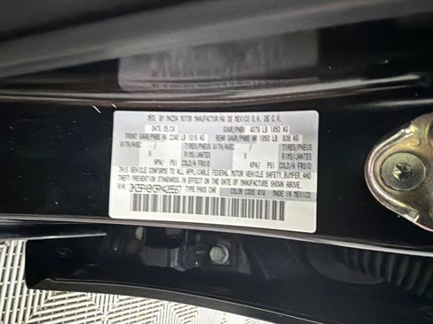 Used 2024 MAZDA MAZDA3 s FWD image 29