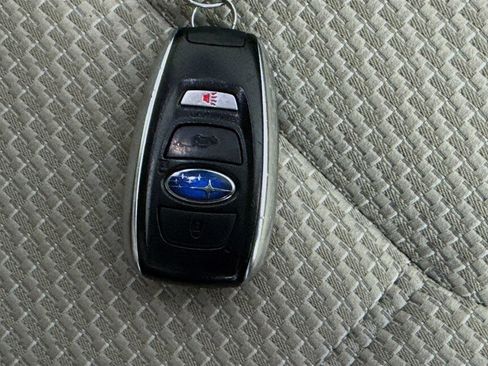 Used 2021 Subaru Forester Premium AWD/4WD image 37