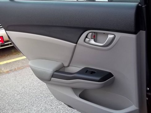 Used 2014 Honda Civic LX image 13