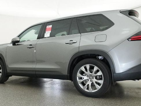 New 2026 Toyota Grand Highlander FWD image 36