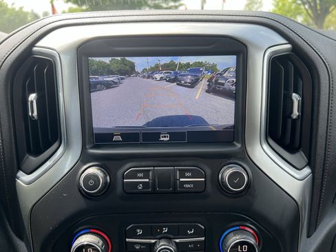 Used 2021 Chevrolet Silverado 1500 LT w/ Convenience Package II AWD/4WD image 19