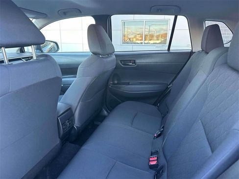 Used 2022 Toyota Corolla Cross LE image 10
