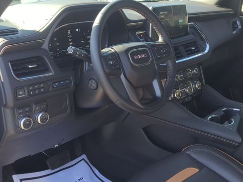 Used 2023 GMC Yukon AT4 w/ AT4 Premium Package image 10