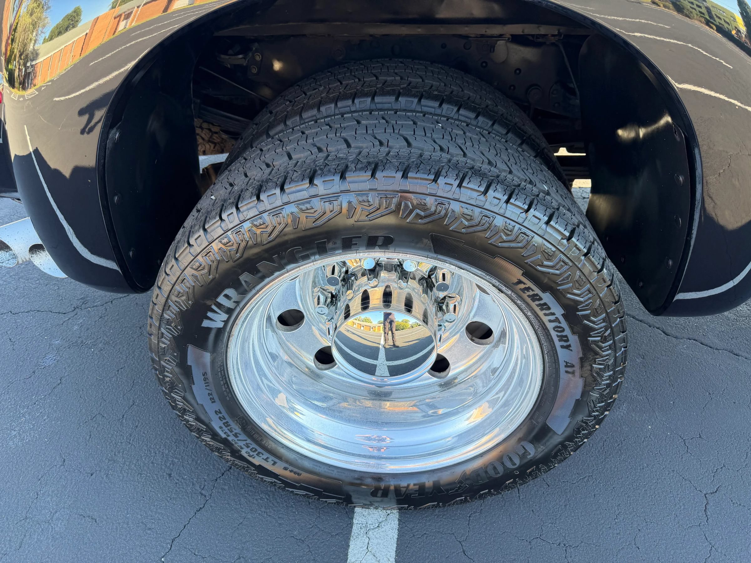 Used 2012 Ford F350 Lariat w/ Chrome Pkg AWD/4WD image 12