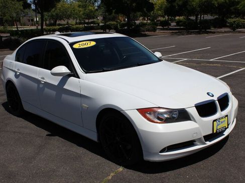 Used 2007 BMW 328i Sedan RWD image 1