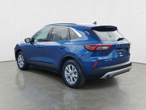 Used 2023 Ford Escape Active w/ Tech Pack #2 AWD/4WD image 5
