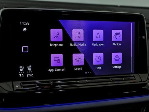 Certified 2025 Volkswagen Atlas Peak Edition SE image 19